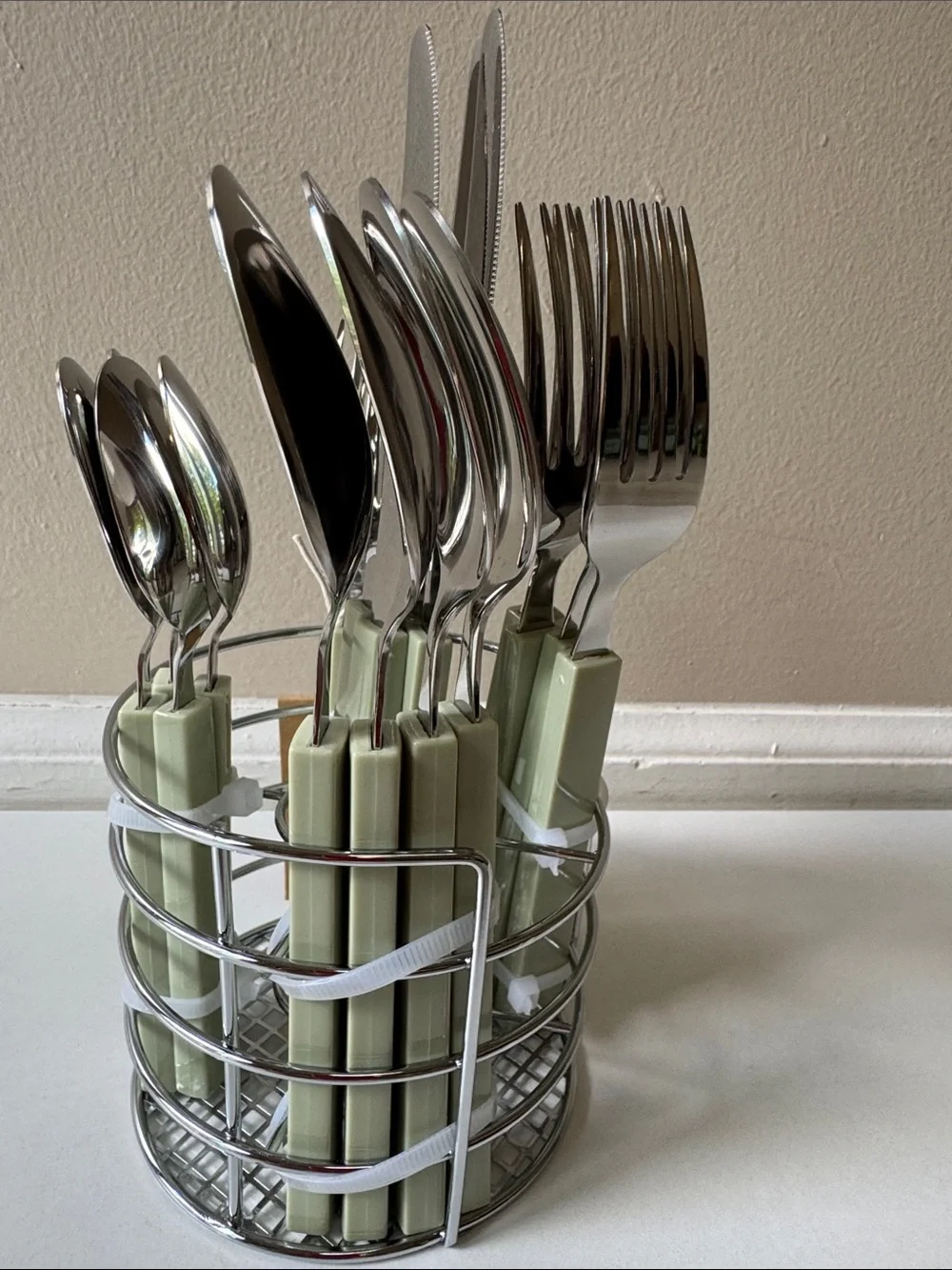 NEW West Elm Olive Green Stainless Steel/Resin Flatware Set with Wire Caddy